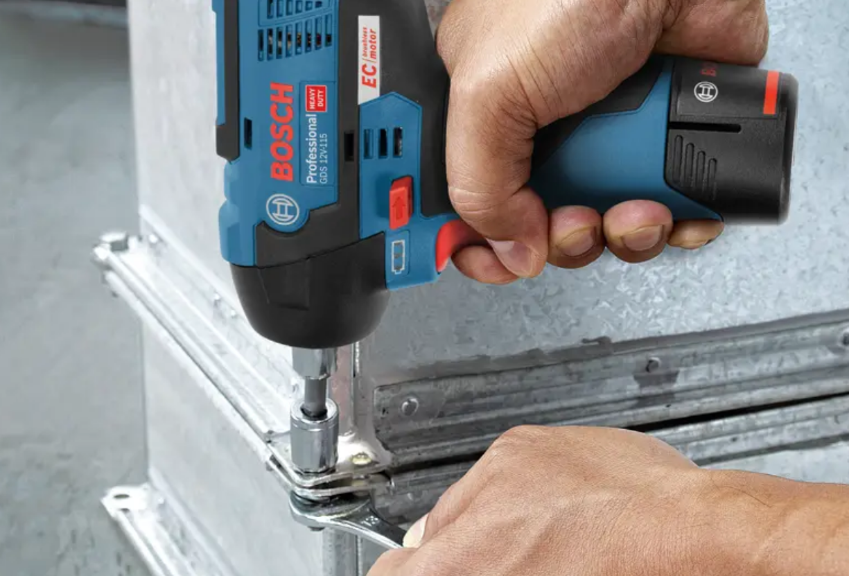 Akku-Schlagschrauber Bosch GDS 12V-115 - 2x3.0 Ah + L-Boxx