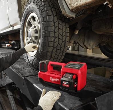 Akku-Kompressor Milwaukee 18V BI-0 - Max.Druck 10.3 bar / 150 PSI