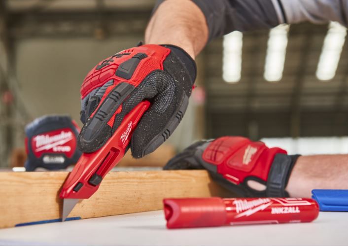 Schlagfeste Arbeitshandschuhe Gr. 7/S - Milwaukee, Schnittschutz EN ISO 21 420