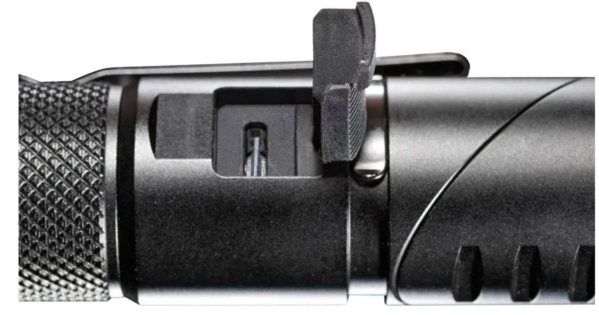Taschenlampe FORTEC TACTICAL 90° 1000lm - Akku, 14 Std. 180 m, 3.7V 2.6Ah Li-Ion