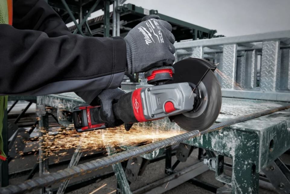 Akku-Winkelschleifer M18 FHSAG125XPDB - mit 2x5.5 Ah. + HD Box, Milwaukee