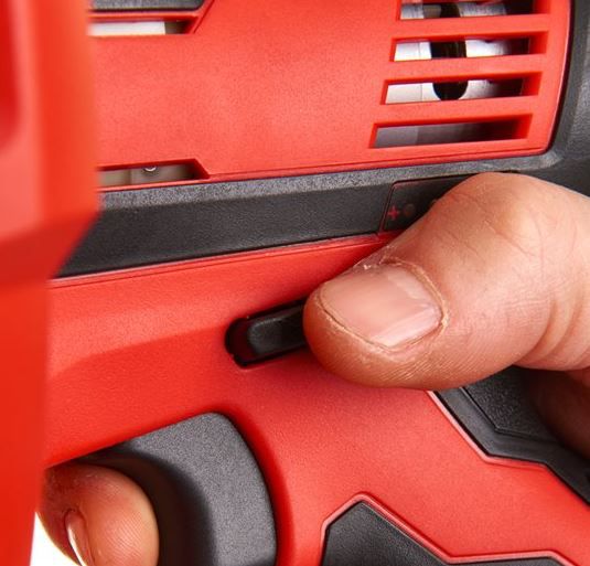 Akku-Rohrreiniger MILWAUKEE M12BDC8-0C - mit 8 mm Spirale