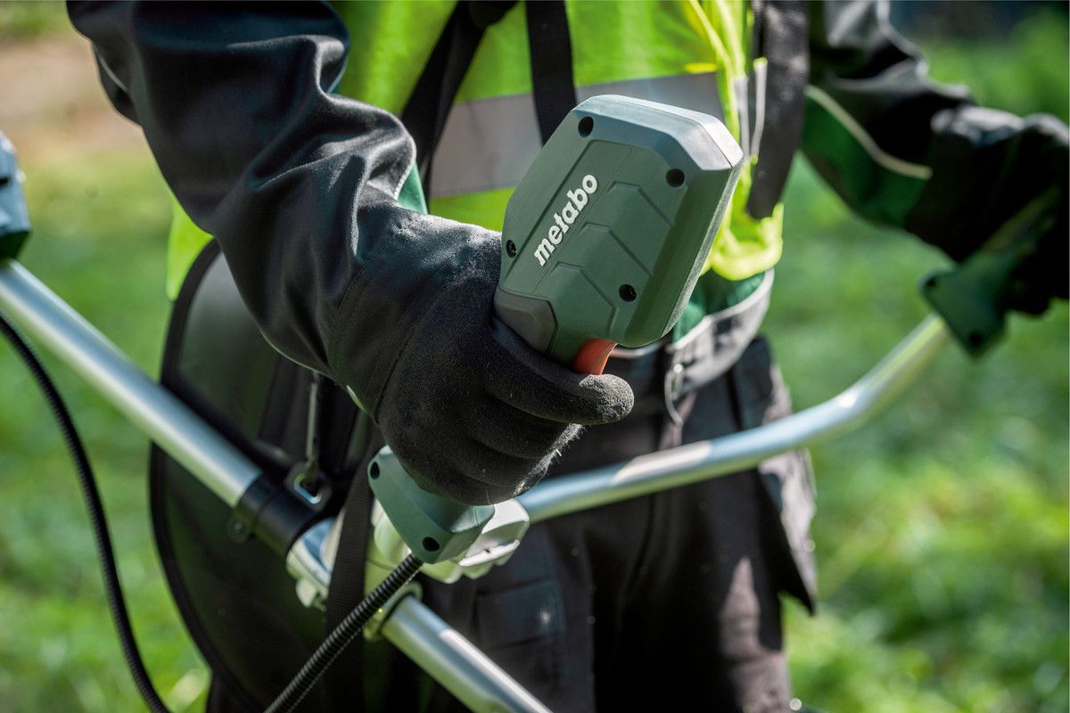 Akku-Freischneider 18V FSB36-18 LTX BL40 - Metabo, im Karton