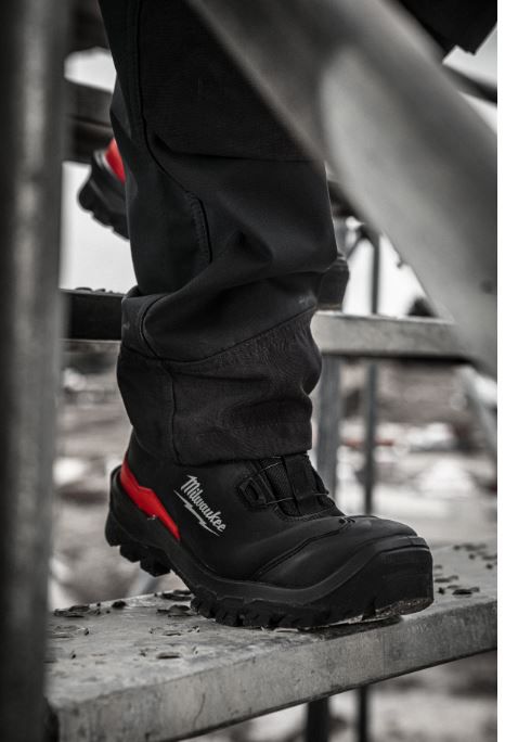Sicherheits-Halbschuh schwarz Leder - Milwaukee, ARMOURTRED S3S BOA