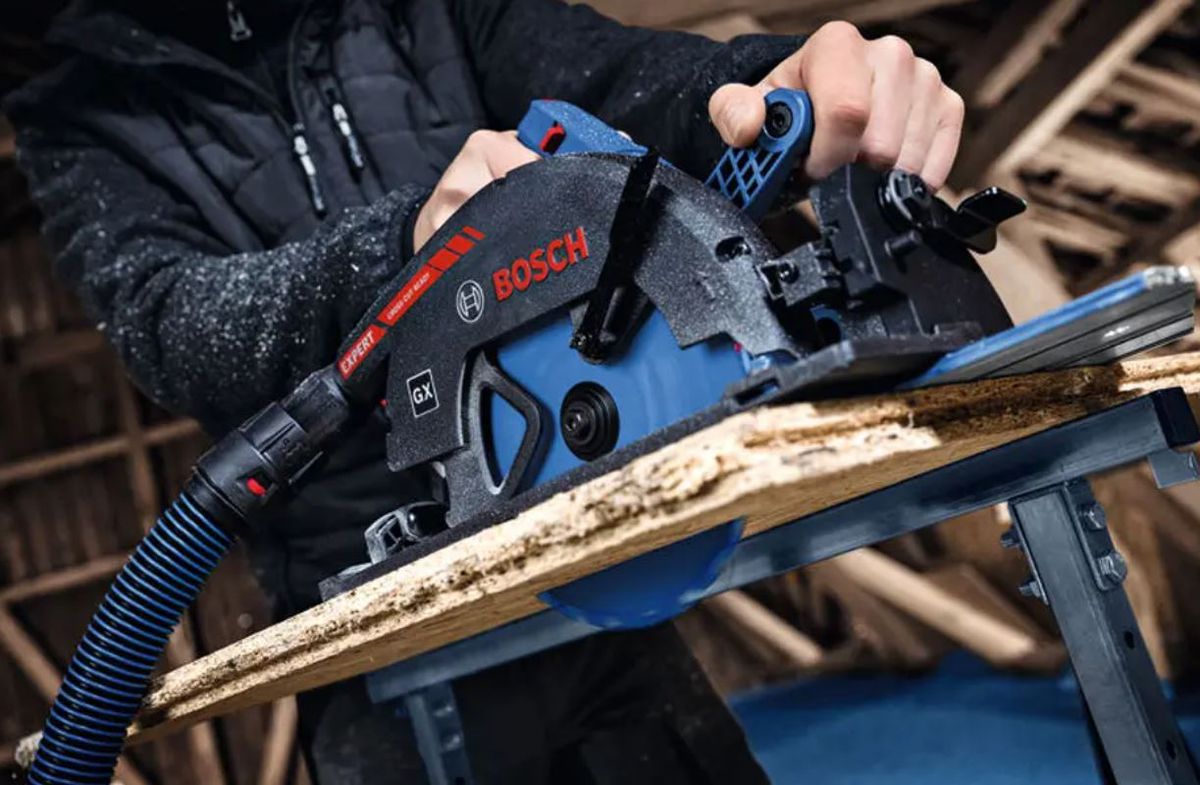 Akku-Handkreissäge 68mm mitt Kappschiene - Bosch, EXKS18V-68GX (solo; L-boxx)