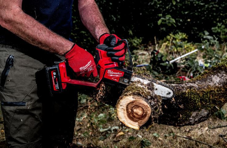 Akku-Astsäge MILWAUKEE M18FHS20-552 - inkl. 2x Akku und Ladegerät