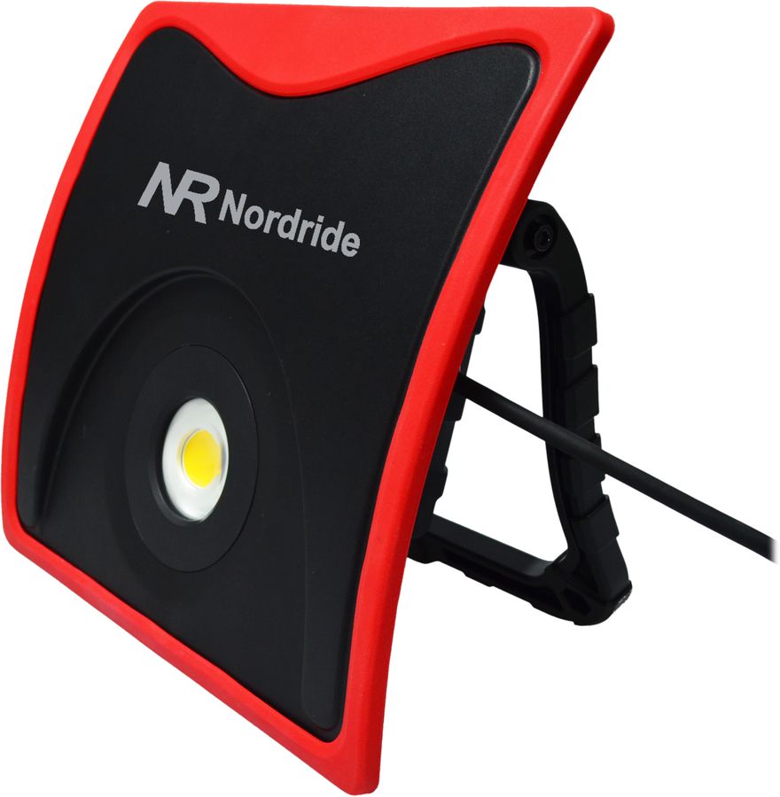 COB Flutlichtstrahler 60W, 2500/5000Lum. - 230V, IP54, 2x230V Steckdose, LED Power