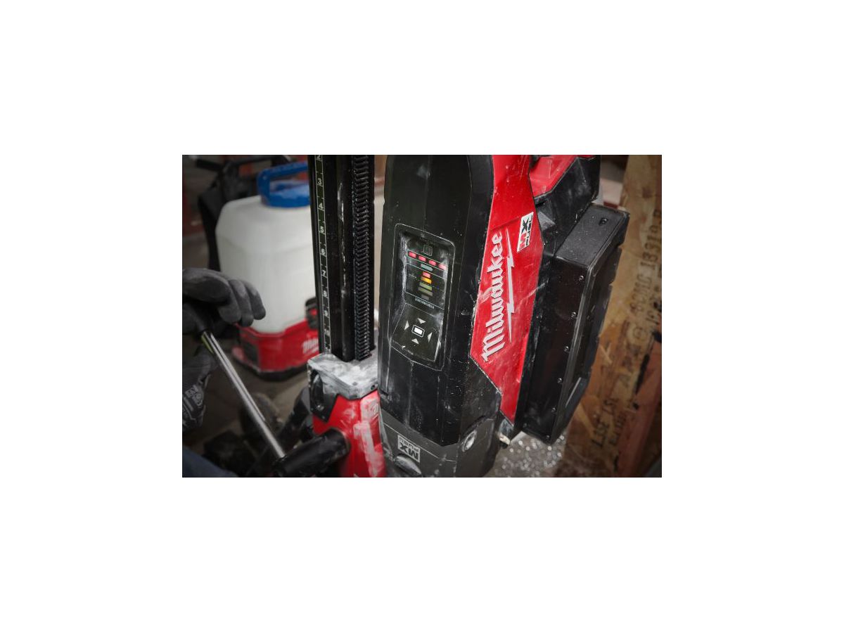 MX FUEL 150 mm Akku-Diamantkernbohrgerät - Milwaukee "MXF DCD150-302C KIT",2x3.0Ah