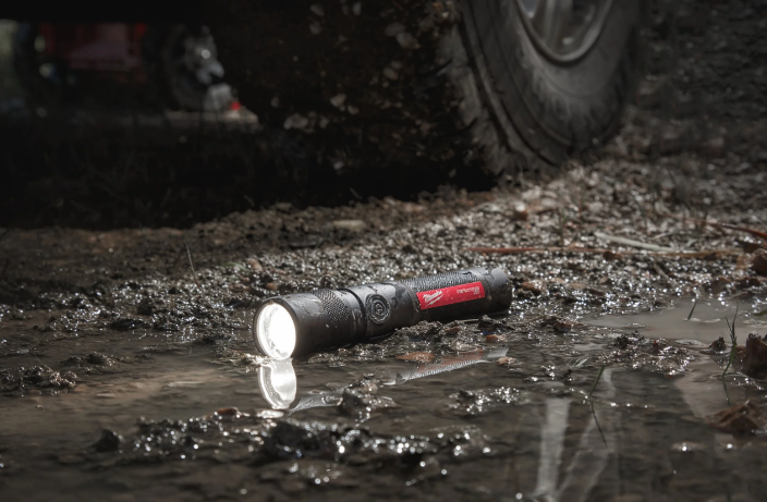 USB Akku-Taschenlampe L4TMLED-301 - Milwaukee, 1100 Lumen, Reichw: 175m