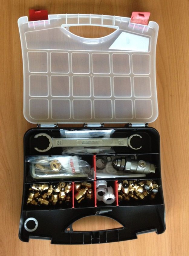 Verteiler Reparaturen Koffer - 13"/32 cm
