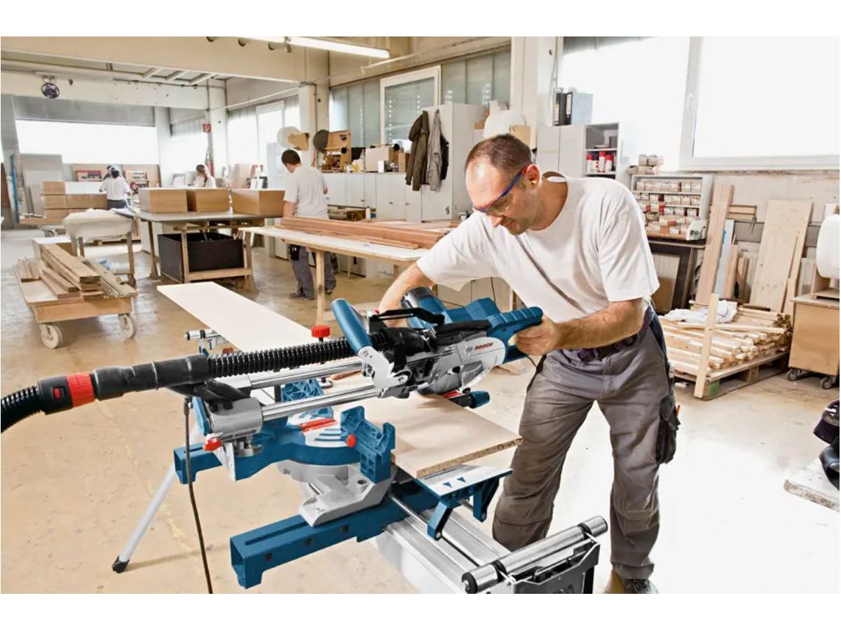 Kapp- und Gehrungskreissägen GCM 8 SJL - Bosch