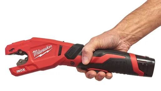 Akku-Rohrabschneider M12PCSS-202C - Milwaukee, 12V mit 2.0Ah