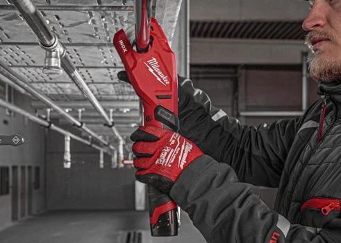 Akku-Rohrabschneider M12PCSS-202C - Milwaukee, 12V mit 2.0Ah