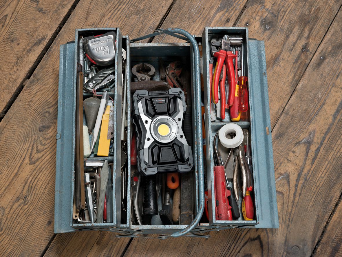 Arbeitsleuchte LED RUFUS 1500lm - 15W mit Akku, IP65