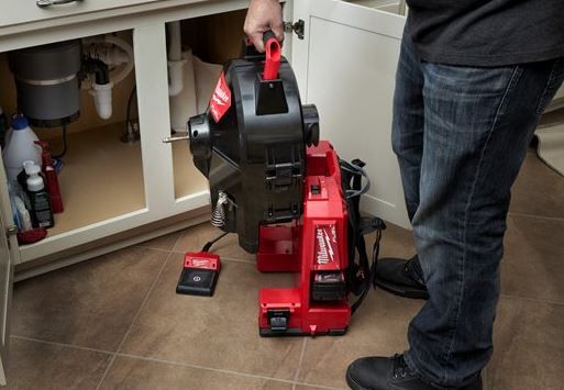 Akku-Rohrreiniger MILWAUKEE M18FFSDC16- - 502, mit 16 mm Spirale, mit Akku